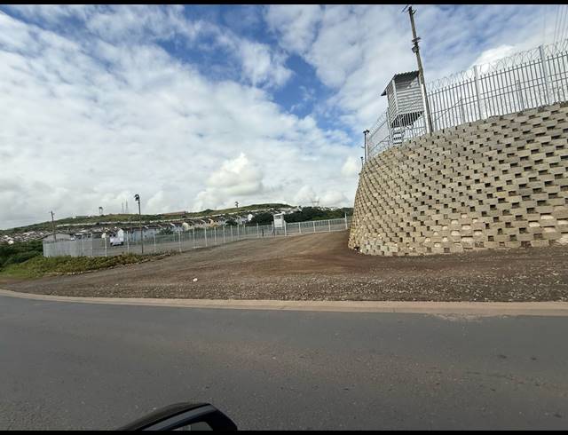 16,000M² VACANT LAND TO LET IN OTTAWA
